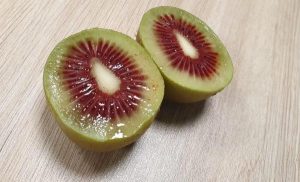 RED KIWI CALORIES