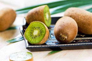 1SMALL KIWI CALORIES